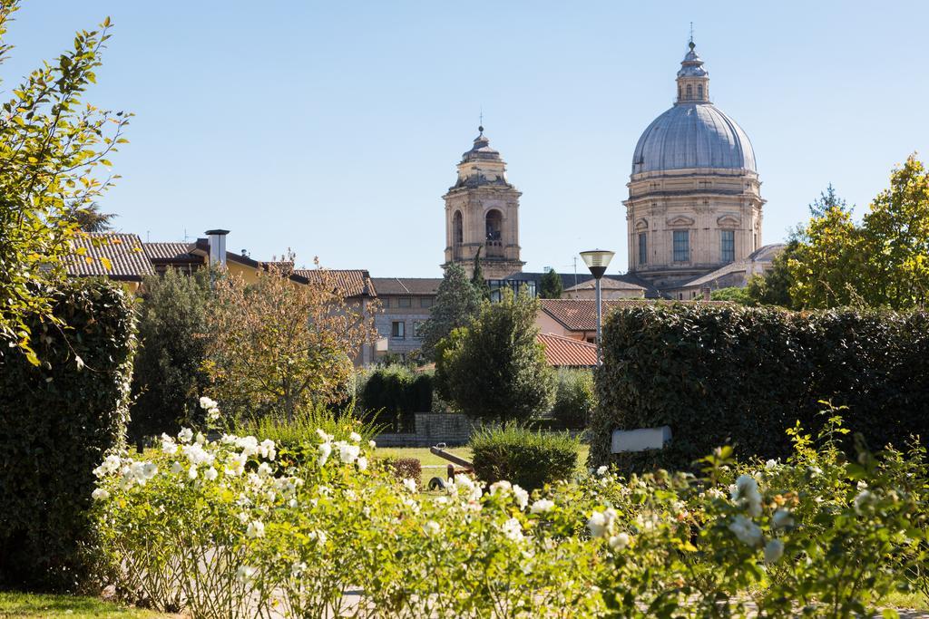 مبيت وإفطار Assisi Charme المظهر الخارجي الصورة